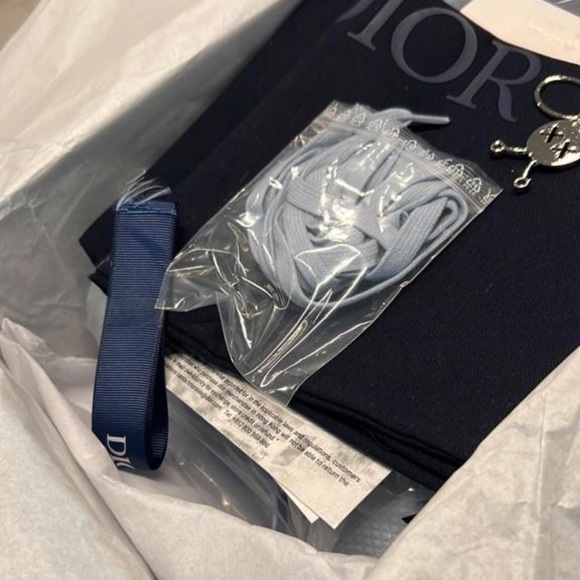 Dior Women's size 8 few times used - Picture 3 of 6